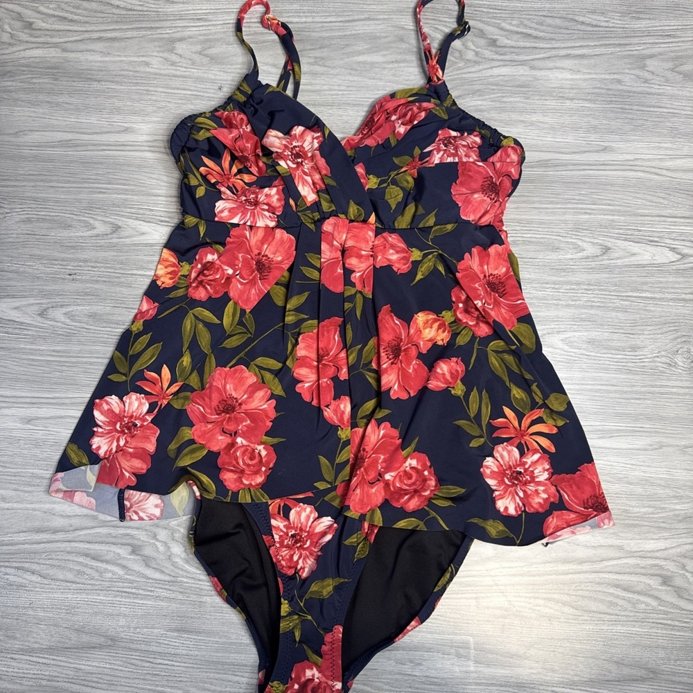 Garnet Hill NWOT One Piece Floral Swimsuit Size 4